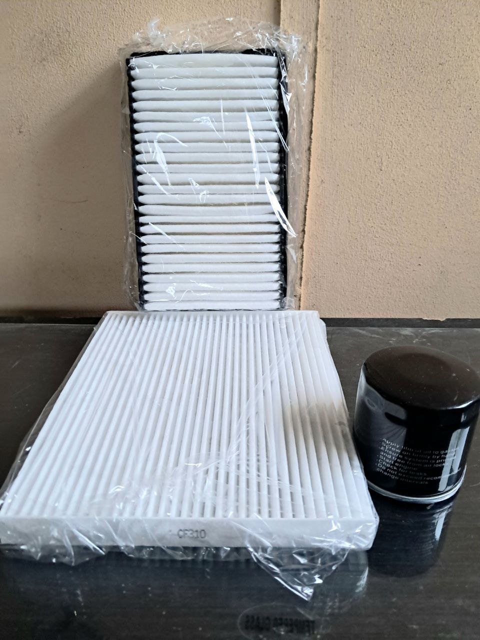 Cabin filter and oil filter for Hyundai i20